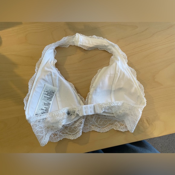 NWOT!! Abercrombie & Fitch Women white Lace Bralette, Size S - Picture 2 of 7